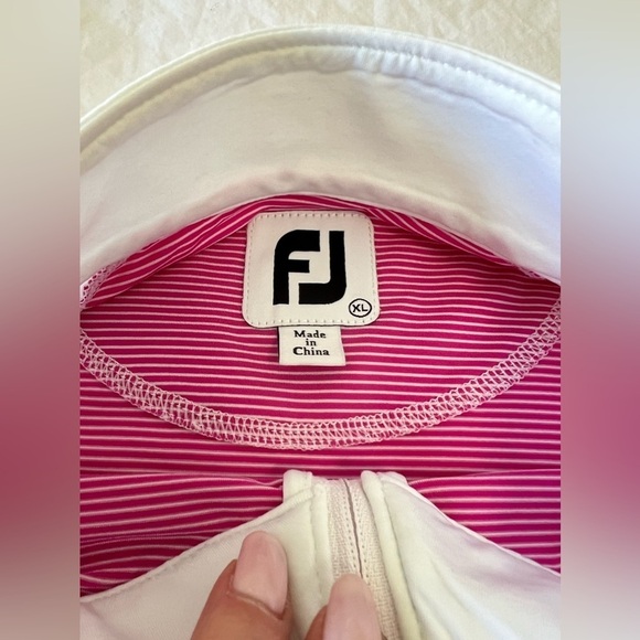 FootJoy | Women’s SZ XL | Long Sleeve 1/4 Zip Golf Shirt | Pink White | EUC - Picture 11 of 11